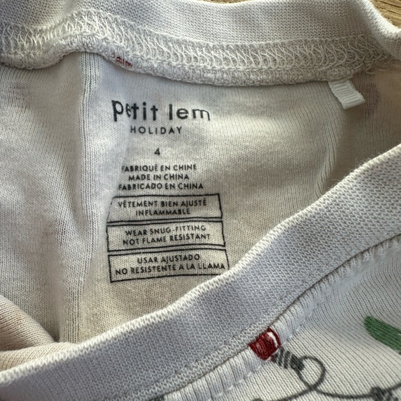 Excellent condition Petit Lem Holiday Pajamas 4T - Picture 4 of 5